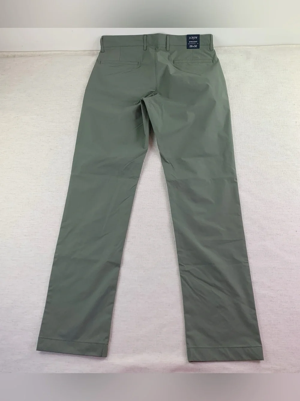 J crew New Men's straight-fit tech chino pant performance in Olive green 28x32
